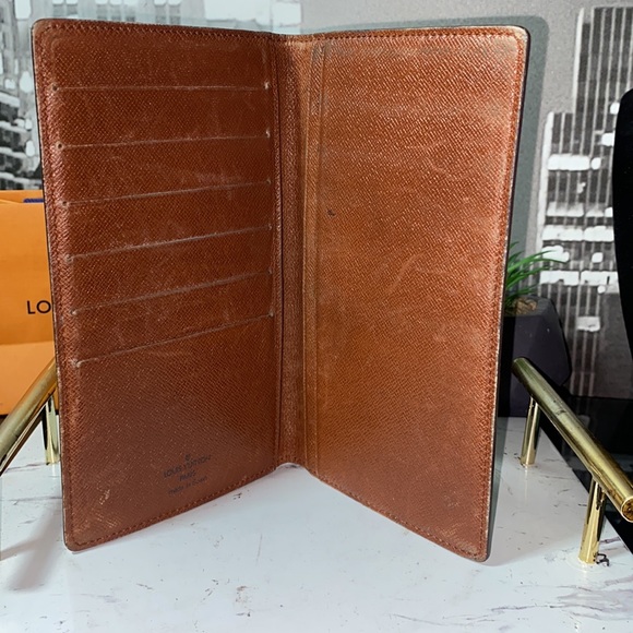 Authentic Louis Vuitton Monogram Checkbook Holder Wallet - Picture 4 of 12